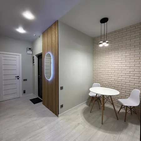 с балконом у парка победы! Apartment