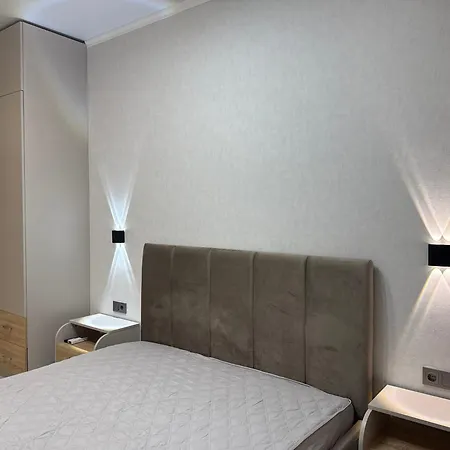 Apartment с балконом у парка победы!